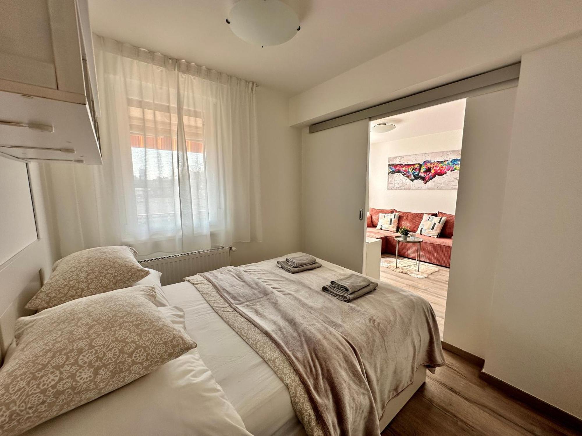 City Break Apartment - Private Garage, Ac, Balcony Budapest Exterior photo