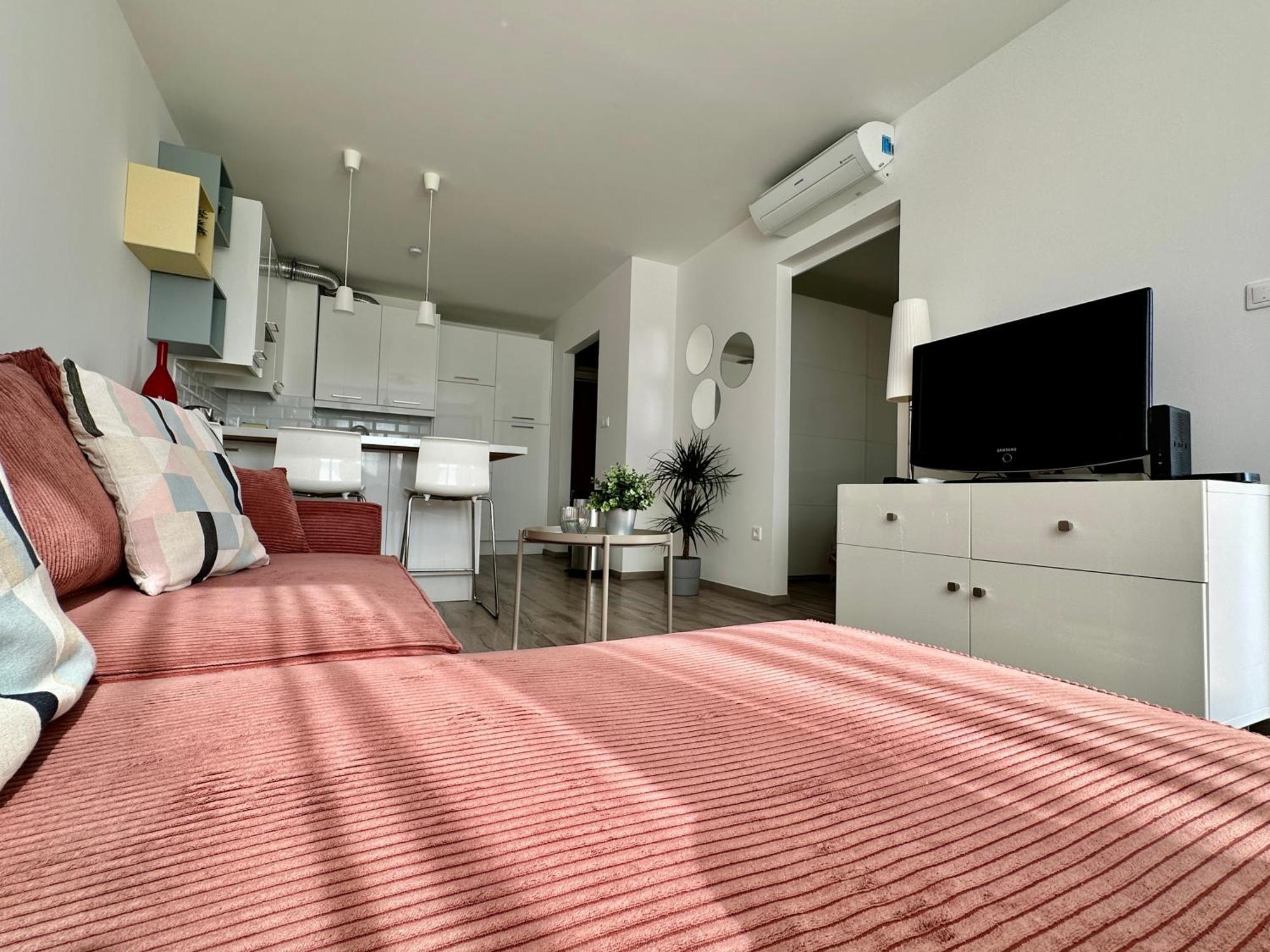 City Break Apartment - Private Garage, Ac, Balcony Budapest Exterior photo